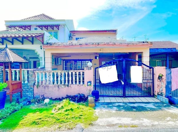 Jalan Usaha Ehsan, Taman Ehsan, Kepong, Selangor 52100