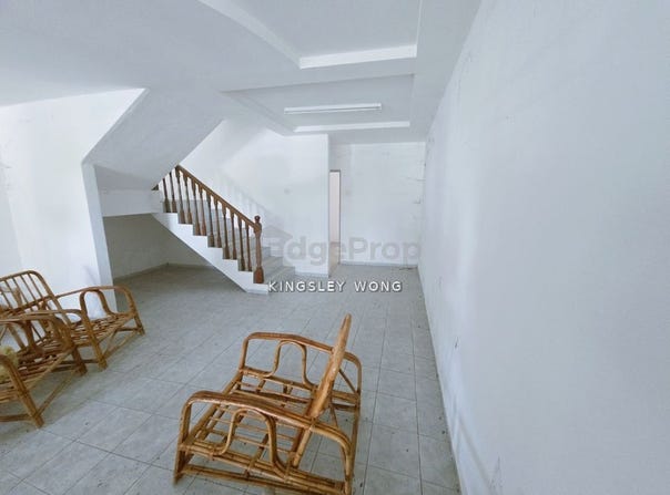 85, JALAN MAYANG 5, TAMAN MAYANG, Kuala Kangsar, Perak 33000