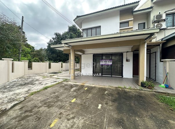 Jalan DC 1, Sungai Buloh, Selangor 47000