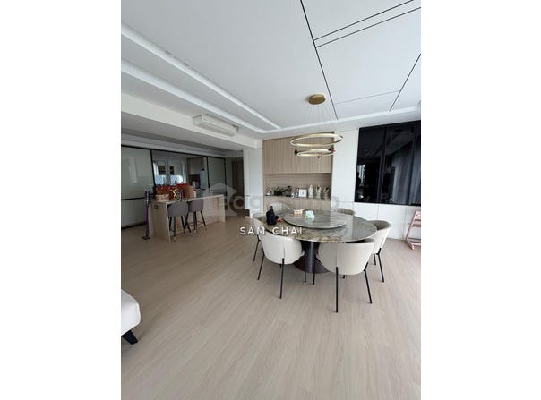 Persiaran Residen, Desa Parkcity, Kuala Lumpur 52200