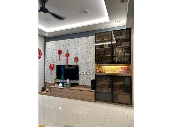 Jalan Anggerik, Bluwater Estate, Seri Kembangan, Selangor 43300
