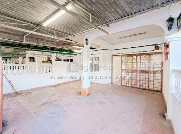 Jalan MJ, Banting, Selangor 42700