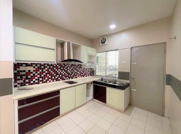 Paloma Bandar Bukit Raja, Klang, Selangor 41200