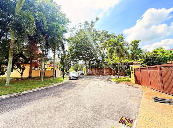 Jalan Bukit Impiana, Kajang, Selangor 43000