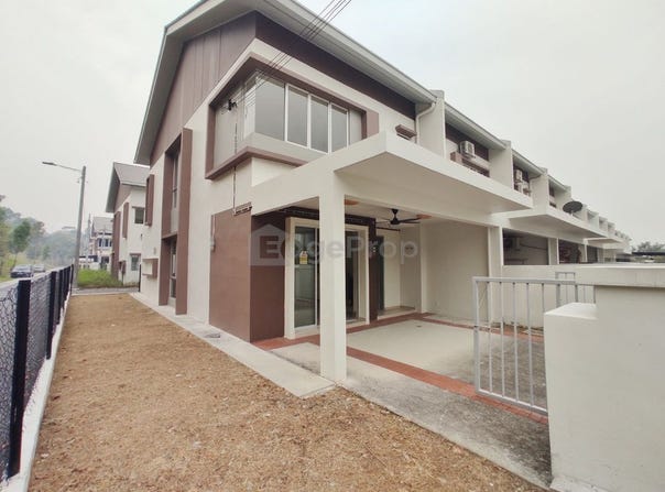 39, Jalan SP 3/3, Dengkil, Selangor 43900