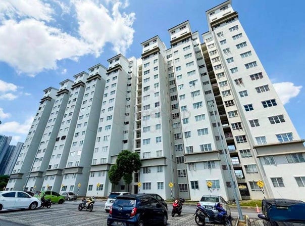 Taman, Jalan D Alpinia 11, D alpinia, 47120 Puchong, Selangor, Puchong, Selangor 47120