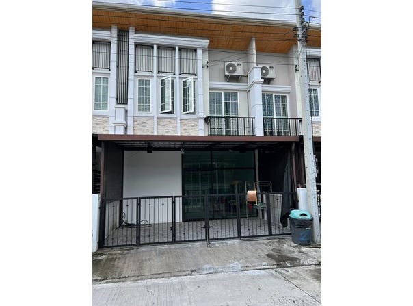 Atrium Lounge, Tha Raeng, Bang Khen, Bangkok, 10220 Thailand, Bang Khen,