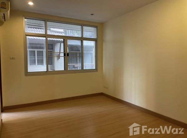Ahan Tamsangprachasong Khre, Soi Kitchakan, Din Daeng, Bangkok, 10400 Thailand, Din Daeng,