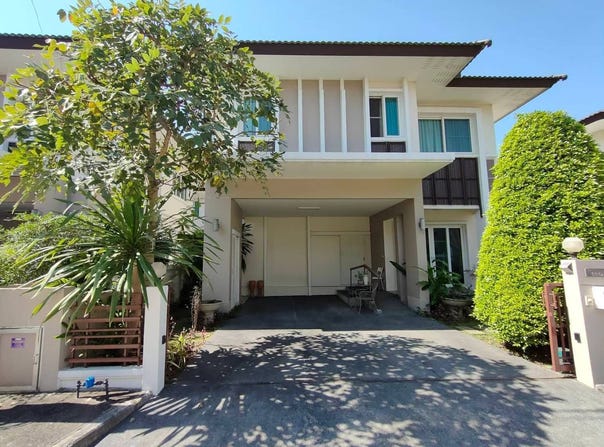 333/2 The Grand Village, Muthi 3, San Na Meng, San Sai, Chiang Mai, 50210 Thailand, San Sai,