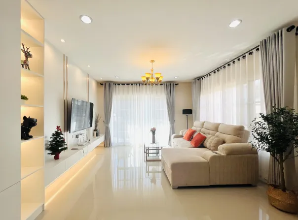 333/2 The Grand Village, Muthi 3, San Na Meng, San Sai, Chiang Mai, 50210 Thailand, San Sai,