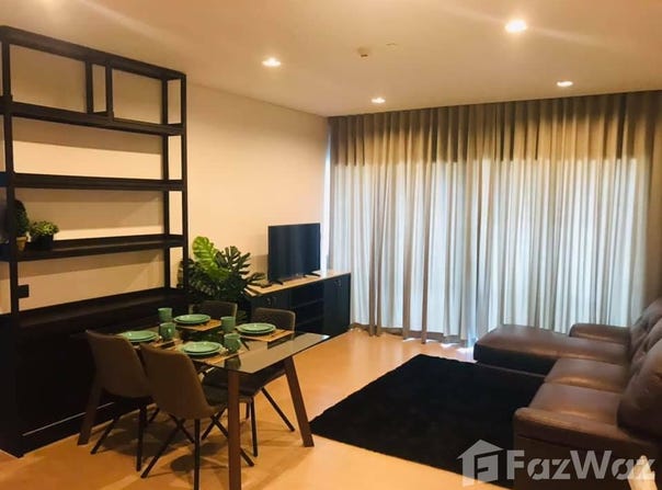 Che .Yu .E .Ekphe Rot, Charoen Krung 30, Bang Rak, Bangkok, 10500 Thailand, Bang Rak,