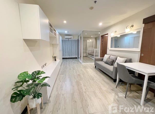 Baan Pipat, Soi Phi Phat, Si Lom, Bang Rak, Bangkok, 10500 Thailand, Bang Rak,