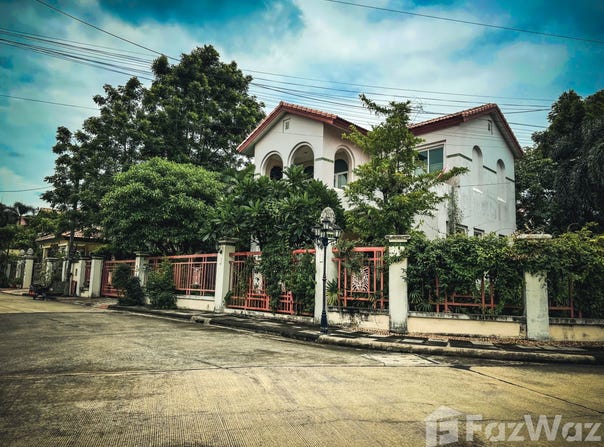 673/7 Soi Mu Ban Rasa Spanish Courtyar, Chorakhe Bua, Lat Phrao, Bangkok, 10230 Thailand, Lat Phrao,