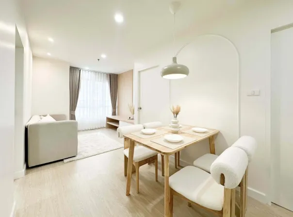 Flow Salon, Sena Nikhom, Chatuchak, Bangkok, 10900 Thailand, Chatuchak,