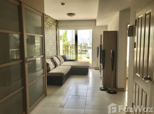 Gam-Station, Bang Lam Phu Lang, Khlong San, Bangkok, 10600 Thailand, Khlong San,