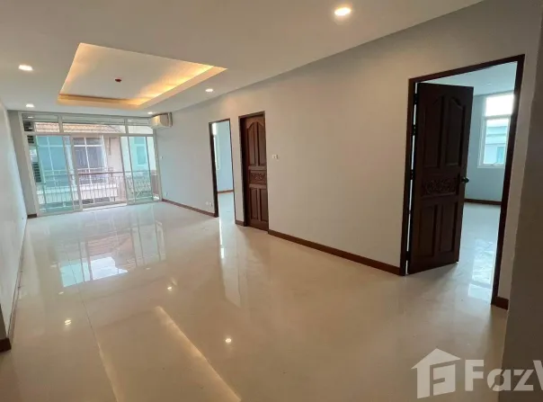 Ahan Tamsangprachasong Khre, Soi Kitchakan, Din Daeng, Bangkok, 10400 Thailand, Din Daeng,