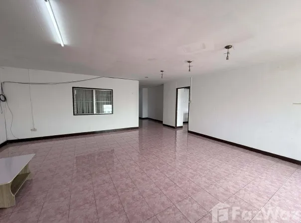 DD Tower ถนนประชาสงเคราะห์, Din Daeng, Bangkok 10400, THA, Din Daeng, Bangkok