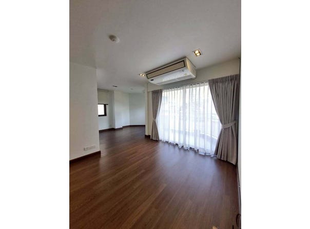 41 Naradhiwas Rajanagarindra 1, Suriyawong, Bang Rak, Bangkok, 10500 Thailand, Bang Rak,