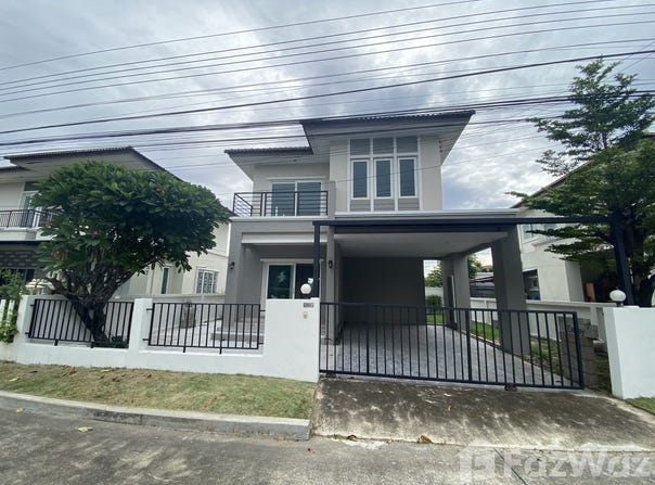 Suwinthawong Road, Saen Saep, Min Buri, Bangkok, 10510 Thailand, Min Buri,