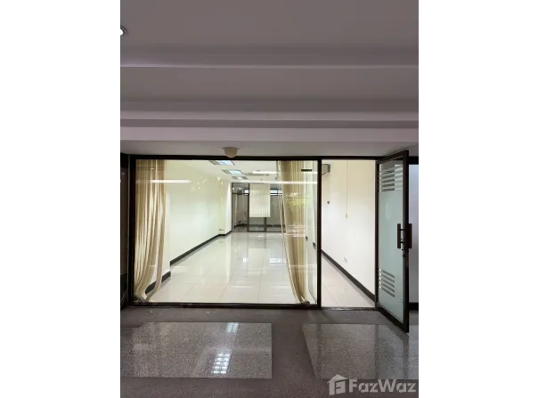 175, Khlong Tan Nuea, Vadhana, Bangkok, 10110 Thailand, Vadhana,