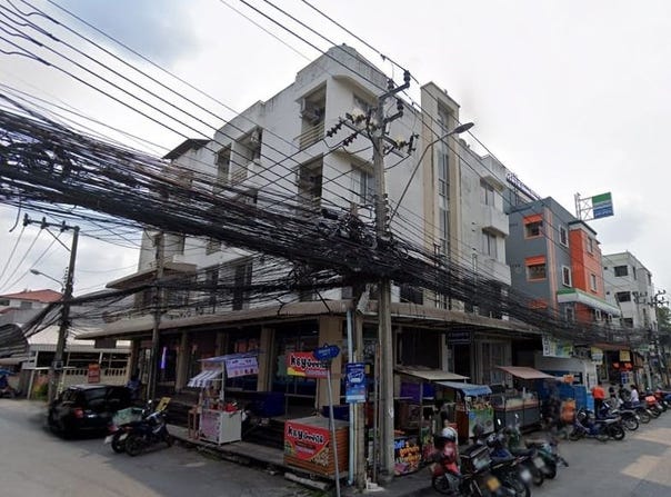 Nroskool's Dorm, Chalong Krung 1 Yaek 5, Lat Krabang, Bangkok, 10520 Thailand, Lat Krabang,