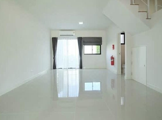 70/91 Soi On Nut 70, Yaek 1, On Nut Rd, Prawet, Bangkok 10250, THA, Prawet, Bangkok