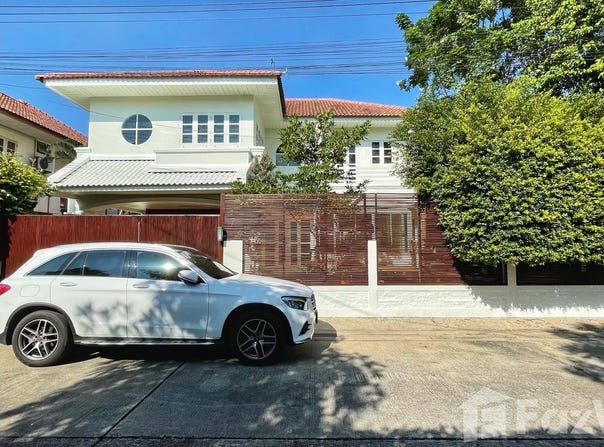 111/116 Pattra Park, Bang Khu Wat, Pathum Thani, 12000 Thailand, Pathum Thani,