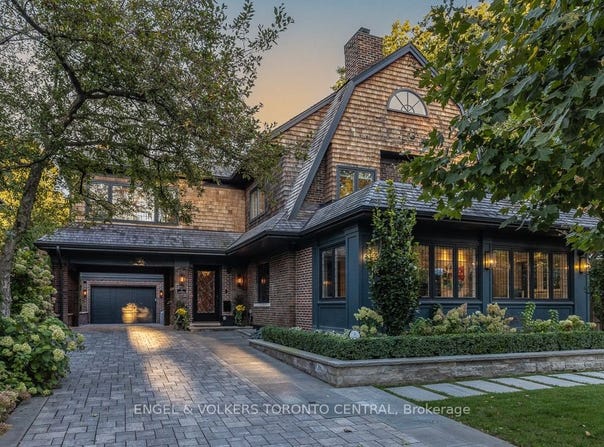 1 Bryce Avenue, Toronto, ON M4V 2B3