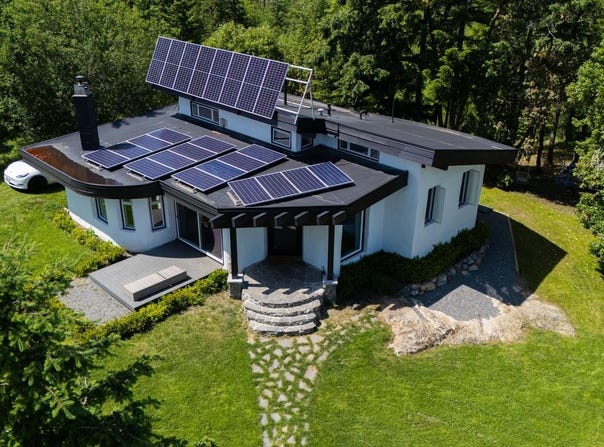 5876 Stoltze Rd, Duncan, BC V9L 6H7