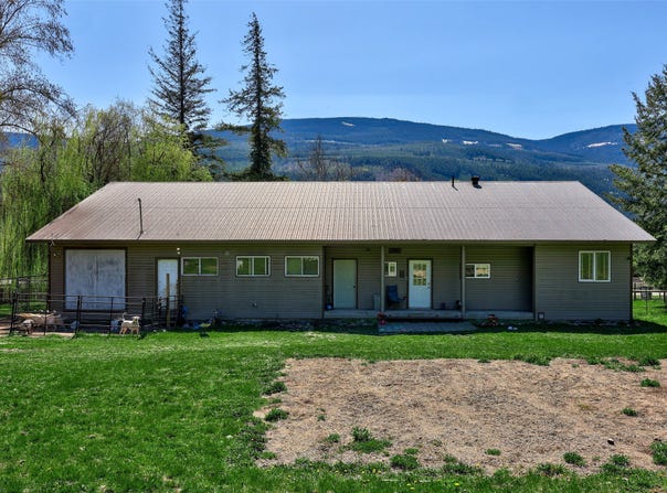 2405 Lloyd Road, Clearwater, BC V0E 1N1