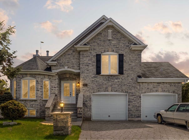685 Rue Payette, L'Assomption, QC J5W 0B2