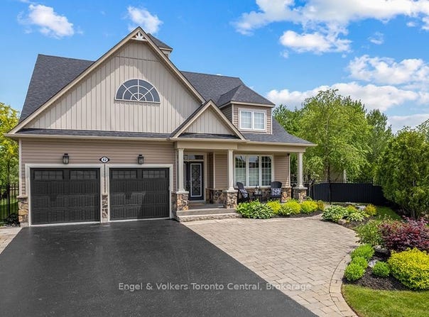 42 Silver Crescent, Collingwood, ON L9Y 0E9