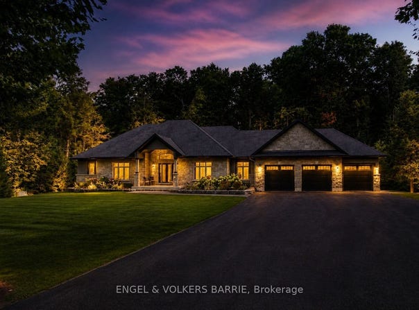7 Gallagher Crescent, Springwater, ON L0L 1X0