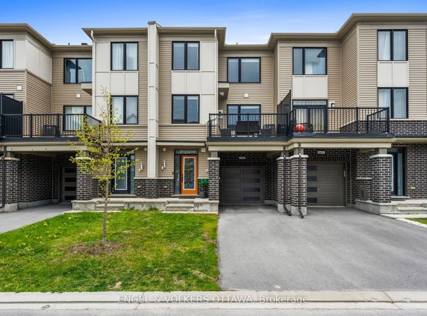 59 Ursid Mews, Barrhaven, ON K2J 6T3