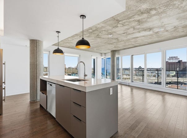 101 Rue Peel 1162, Montréal (Le Sud-Ouest), QC H3C 0Y1