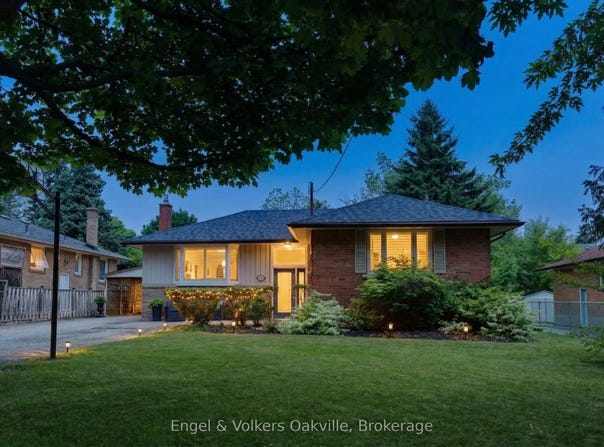 465 Fourth Line, Oakville, ON L6L 5A6