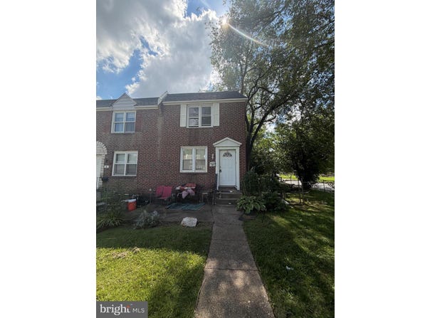 2 ASHBOURNE Road, DARBY, PA 19023