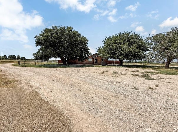 182 CR-409 I, Seminole, TX 79360