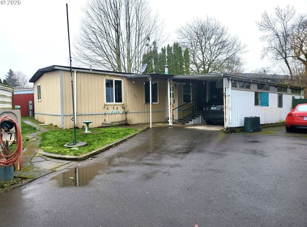 2980 NE DIVISION St, Gresham, OR 97030