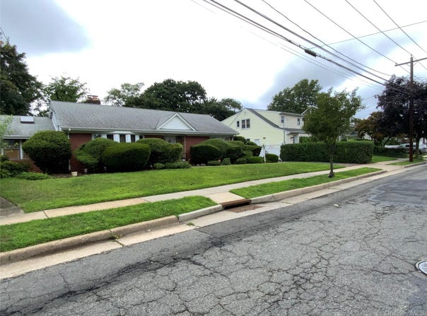 155 Fairview Boulevard, Hempstead, NY 11550