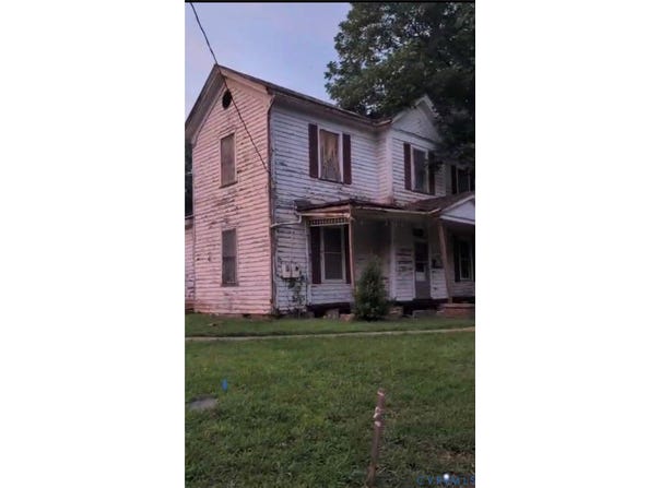 124 W Sycamore Street, Chase City, VA 23924