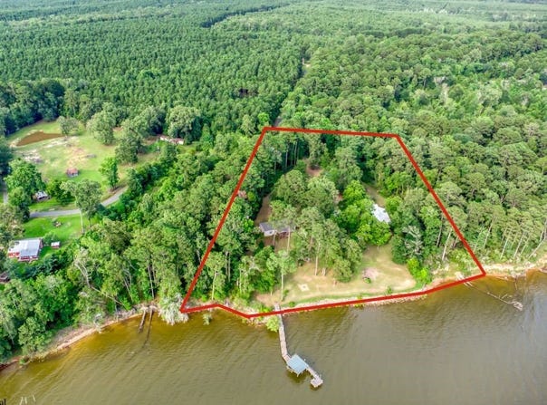 66 Fowler Lane, Converse, LA 71419