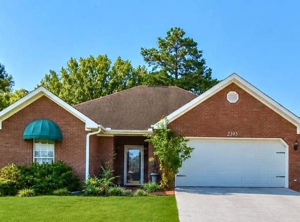 2305 Parc Pl, Florence, AL 35630