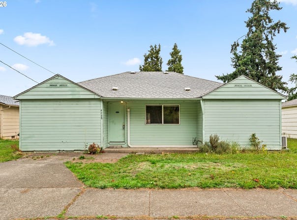 4268 DAISY St, Springfield, OR 97478