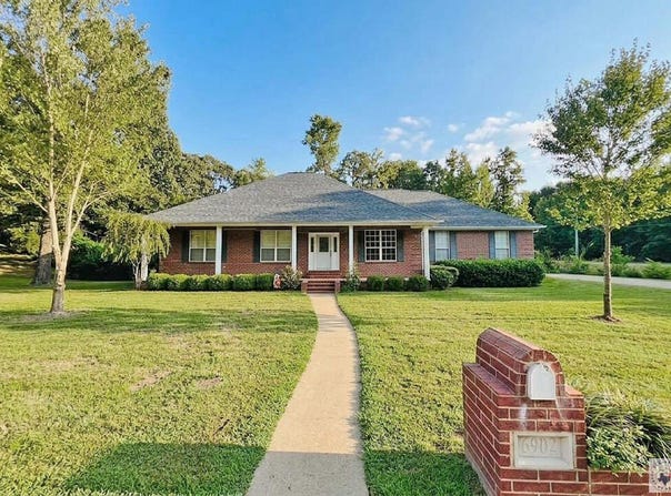 6902 Forest Oak Drive, Texarkana, AR 71854