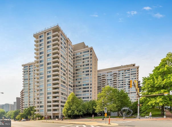 4515 WILLARD Avenue, CHEVY CHASE, MD 20815