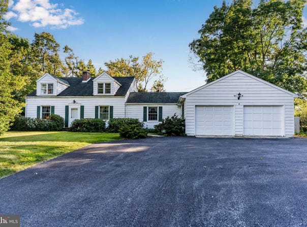 1819 HIGH Street, CAMP HILL, PA 17011
