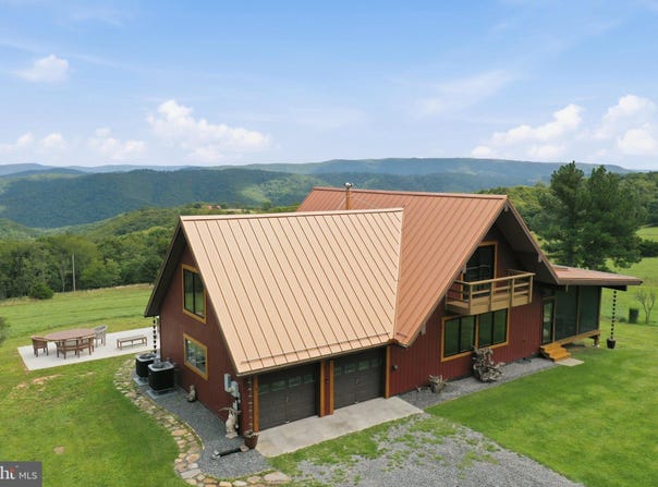 9704 HOWARDS LICK Road, MATHIAS, WV 26812