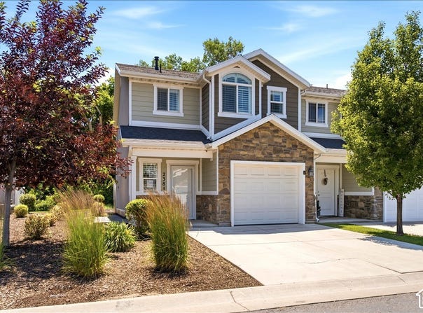 2384 S KNIGHTS Way, West Haven, UT 84401