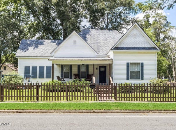 625 E 2nd Street, Crowley, LA 70526